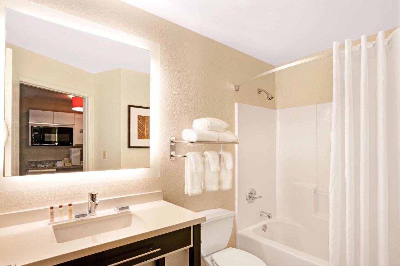 Mainstay Suites Detroit فارمنجتون هيلز المظهر الخارجي الصورة