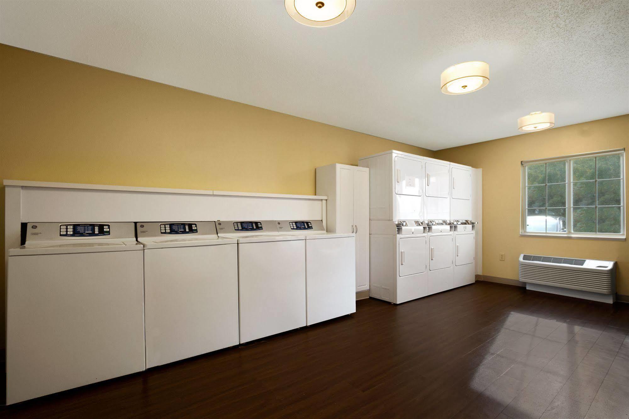 Mainstay Suites Detroit فارمنجتون هيلز المظهر الخارجي الصورة